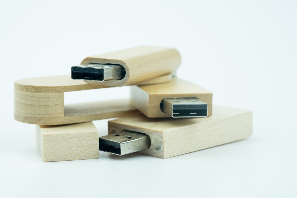 Rozebraný USB flash disk
